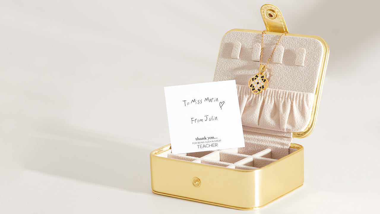 Express your Gratitude! Thoughtful Gift Ideas for Teachers