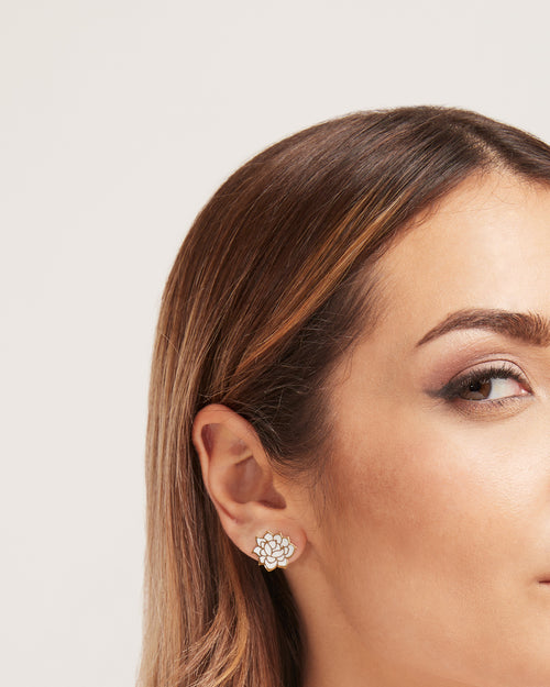 November Birth Flower Studs, Chrysanthemum