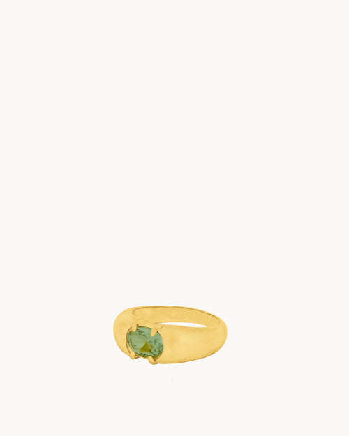 August Birthstone Beauty Signet Ring
