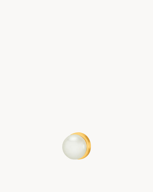 Timeless Pearl Dainty Twist Stone