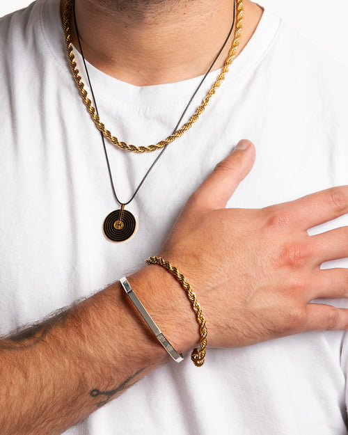 Kavallier Silver Engravable Bangle