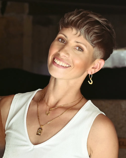 Lucky Horseshoe Pendant, Gold