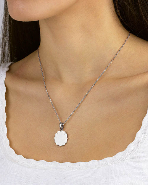 Fjura Engravable Pendant, Silver