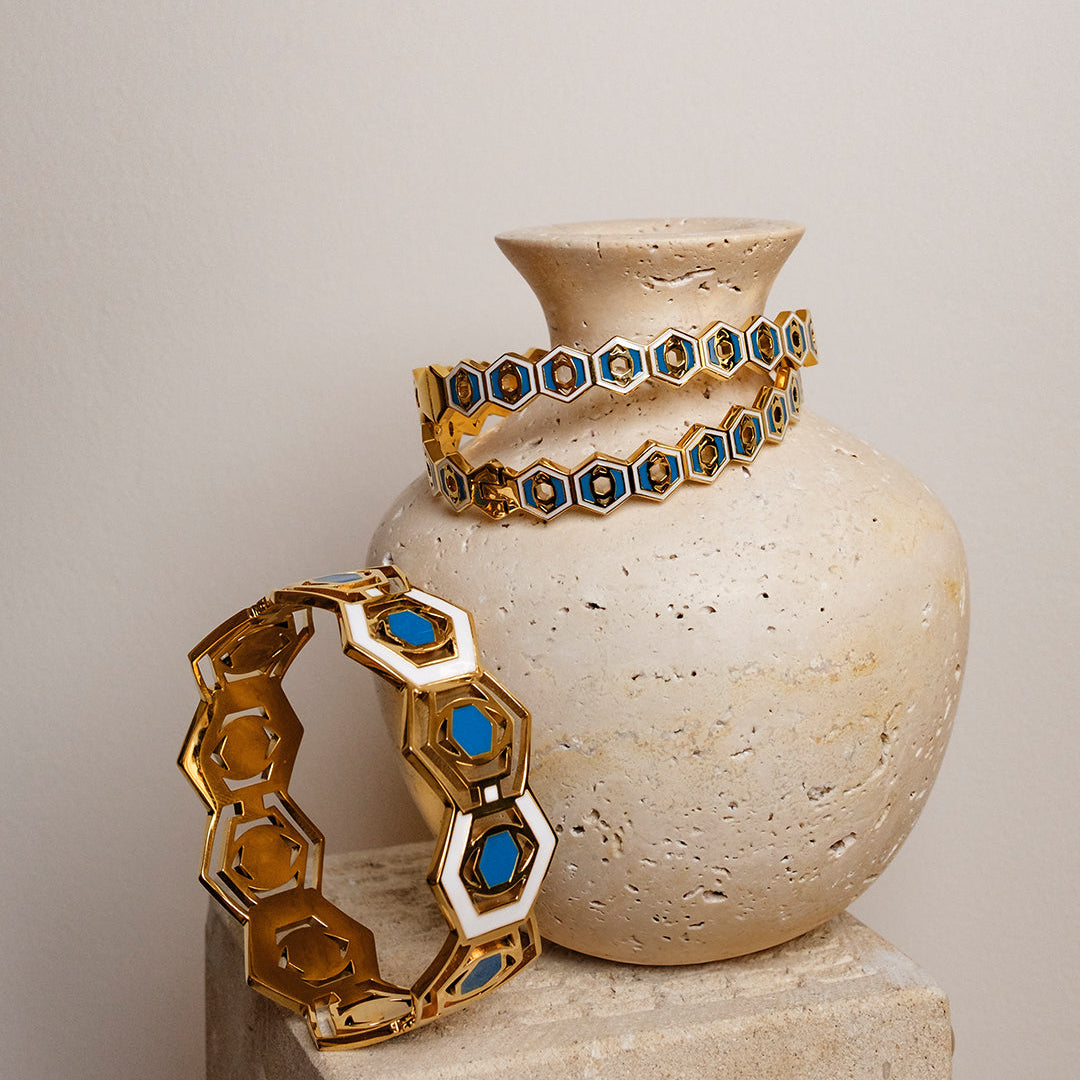 Statement vs minimalist – finding your signature jewellery style