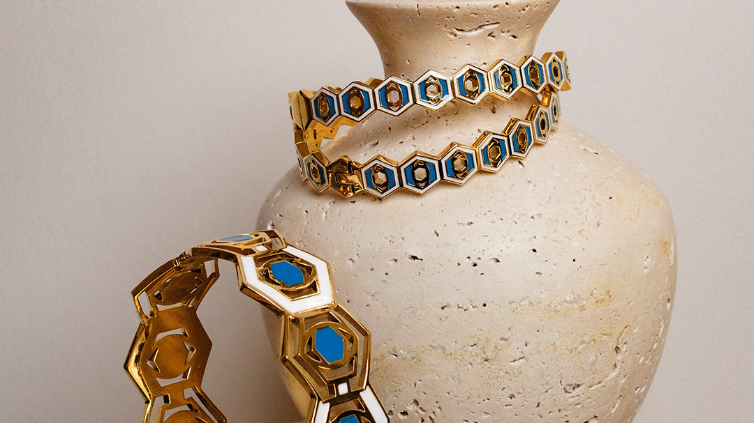 Statement vs minimalist – finding your signature jewellery style