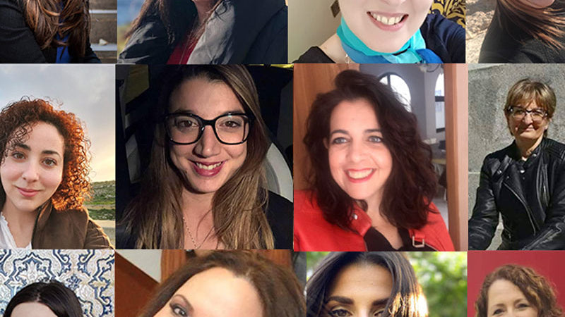 MVINTAGE HONOURS 50 SUPERHERO WOMEN
