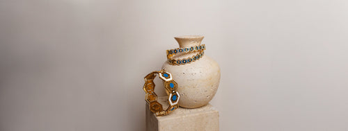 BANGLES
