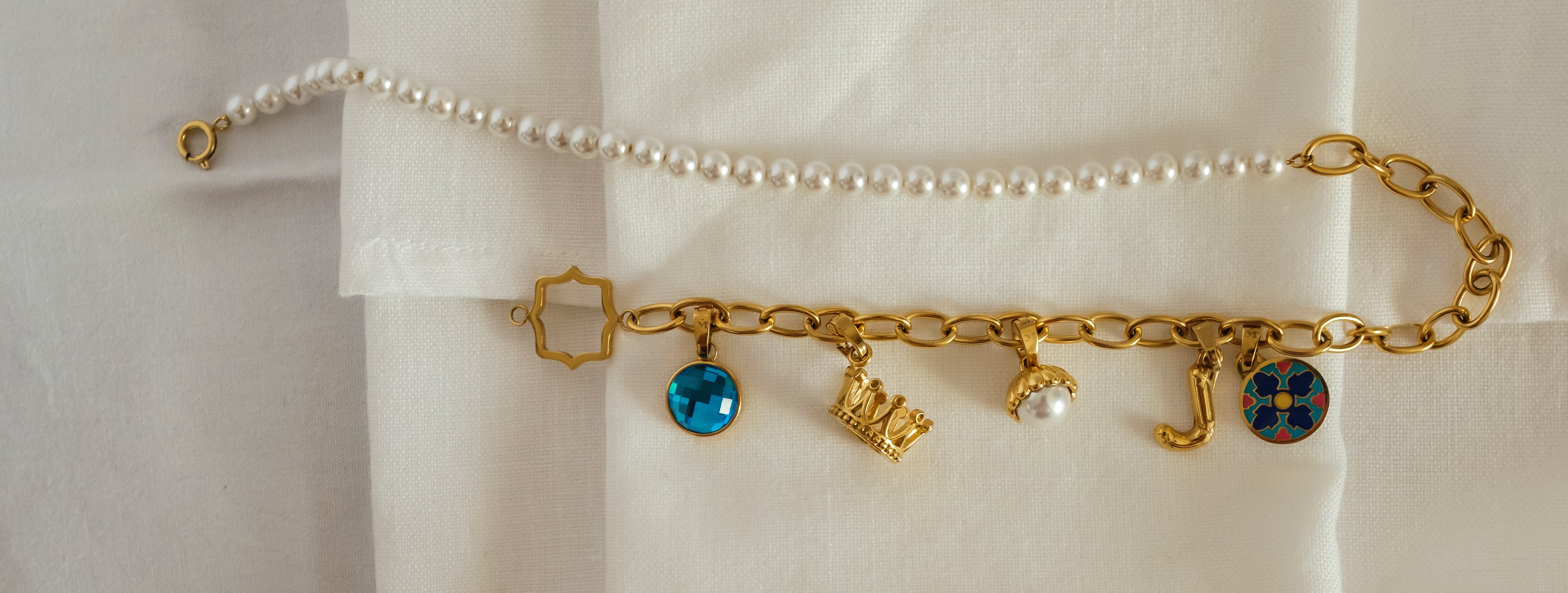 CHARM CHAINS