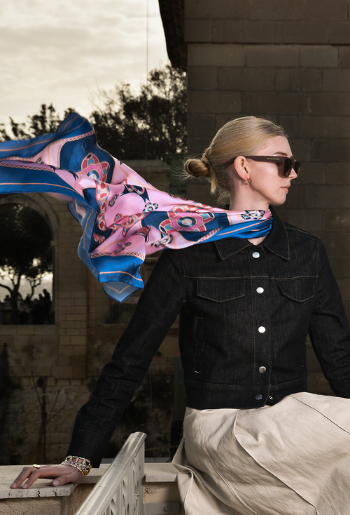 SCARVES