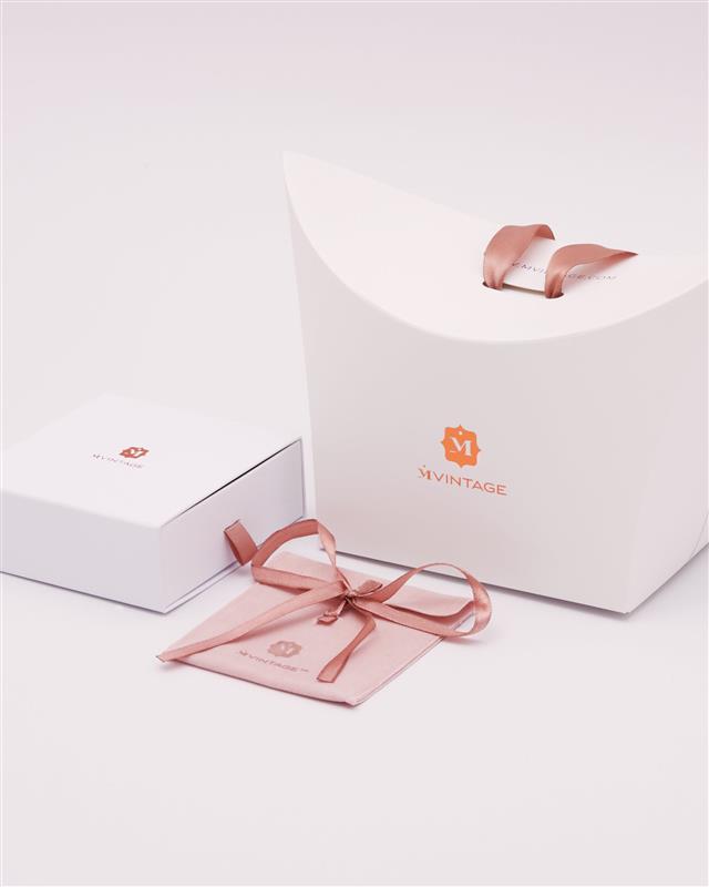 February Heart Ħabbata Starlight Necklace Set