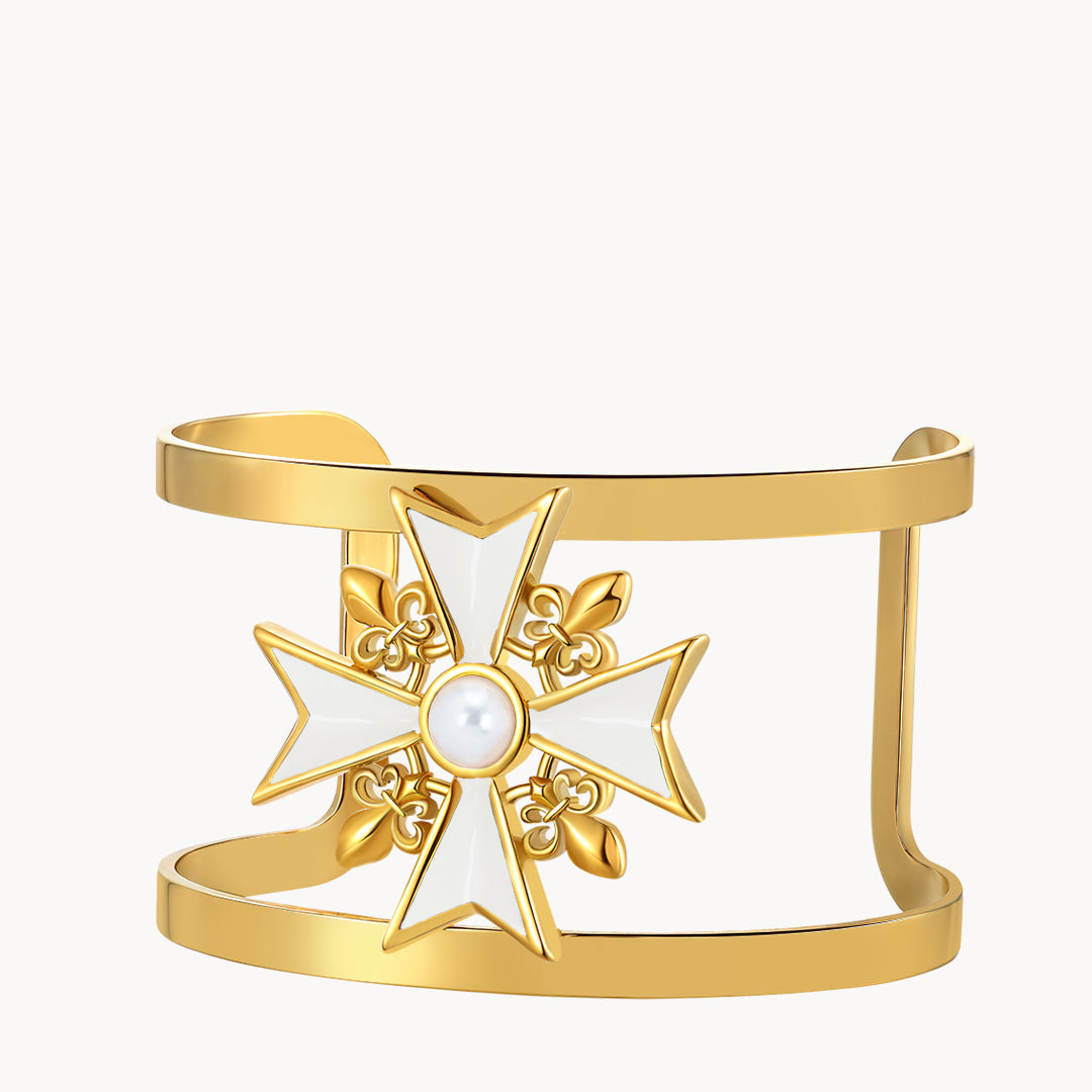 Timeless Pearl Kavallieri Bangle