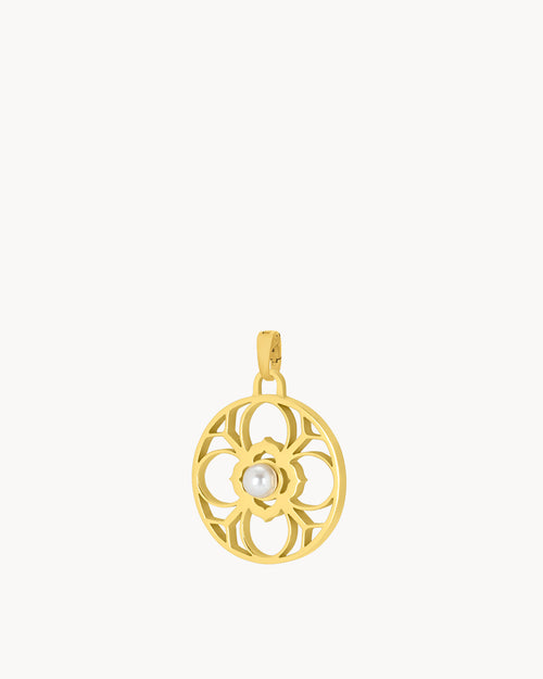 Timeless Pearl Dainty Bizzilla Pendant