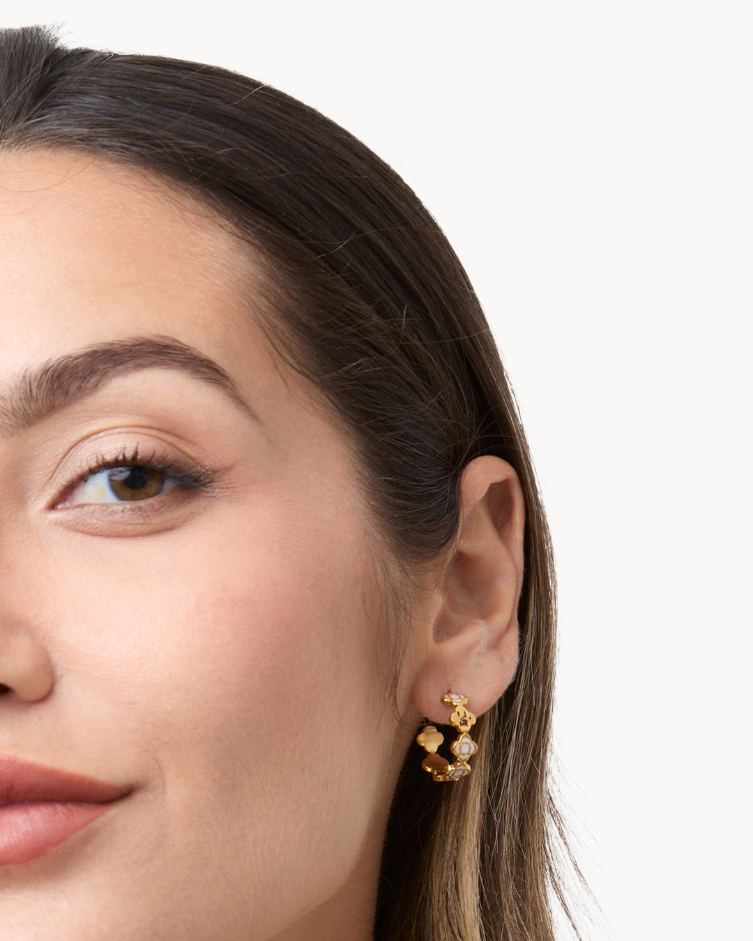 Bizzilla White Dainty Hoop Earrings