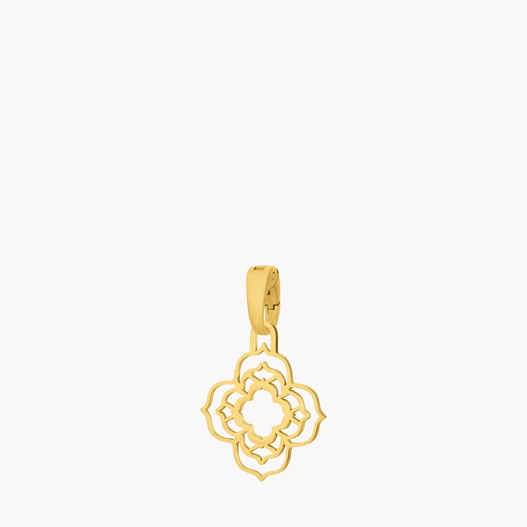 Bizzilla Dainty Hollow Pendant