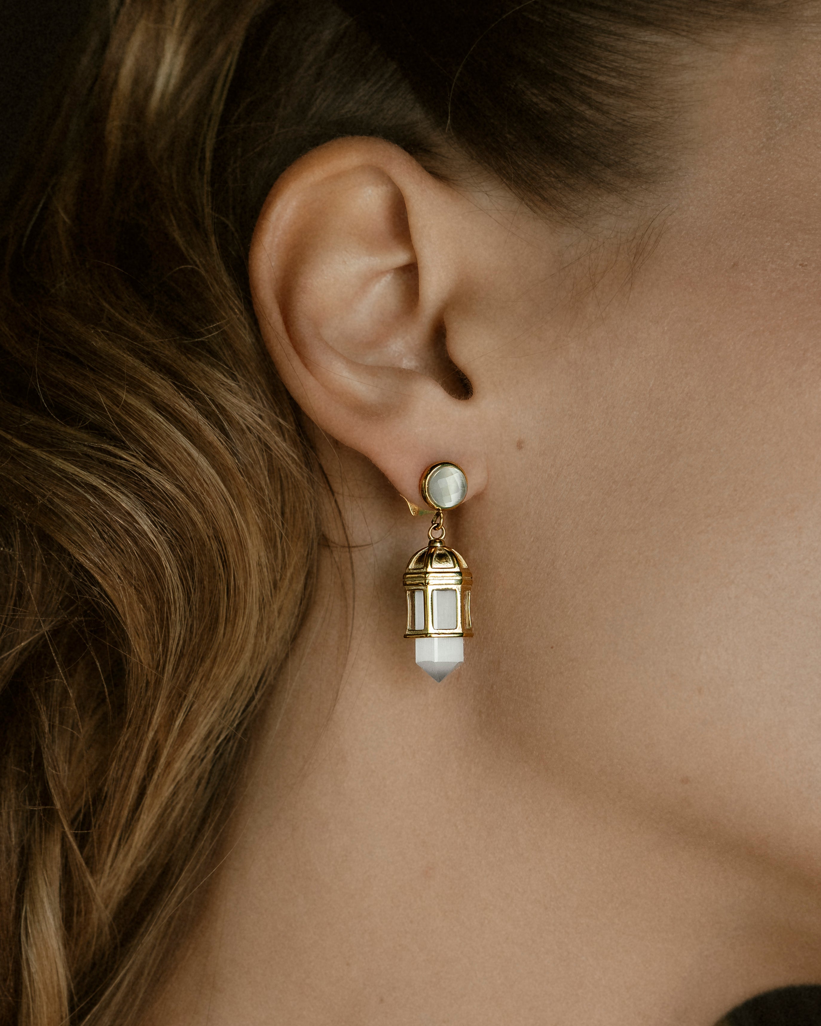 Gardjola White Cat Eye Dangling Earrings
