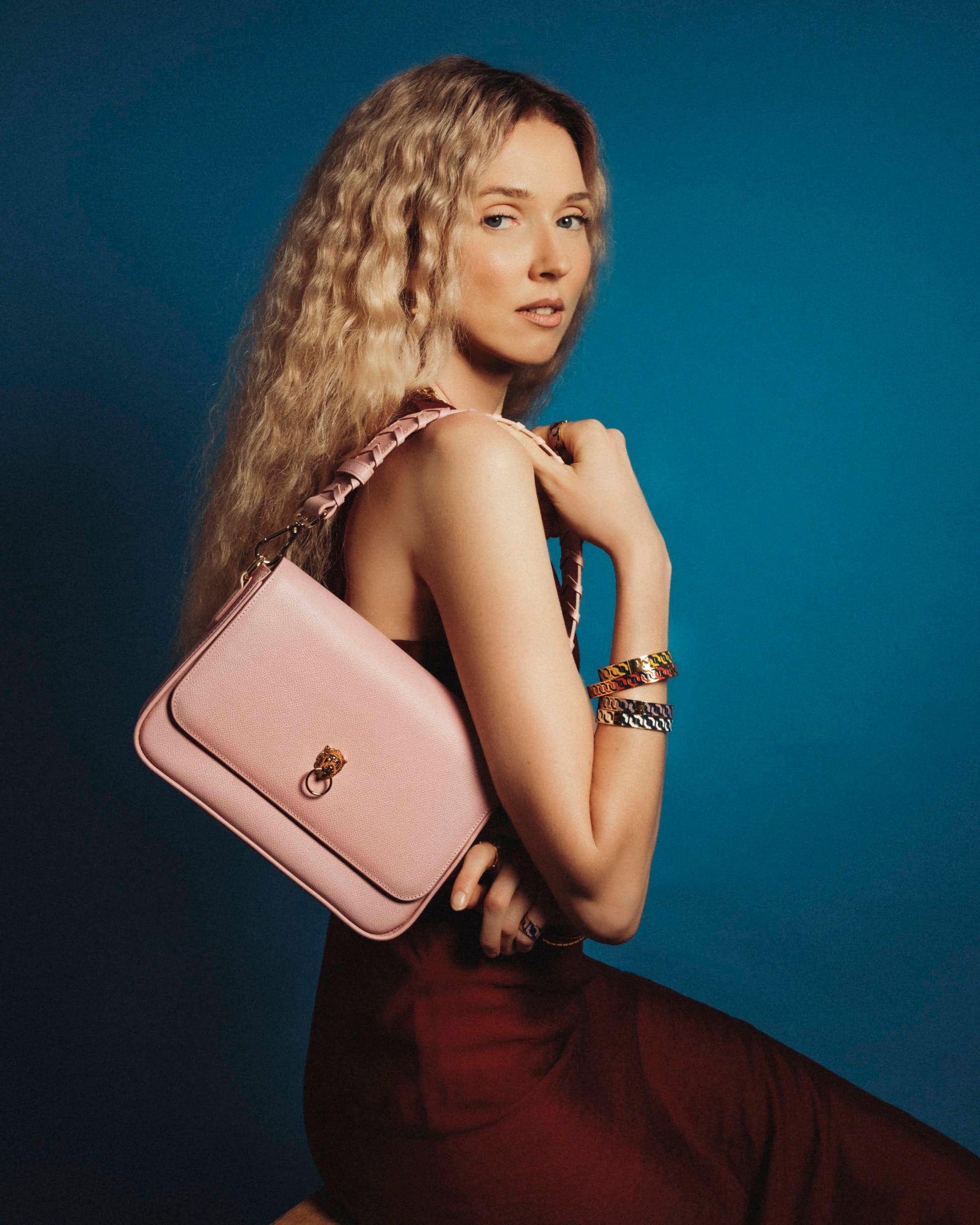 Rose Dust Lion Ħabbata Handbag