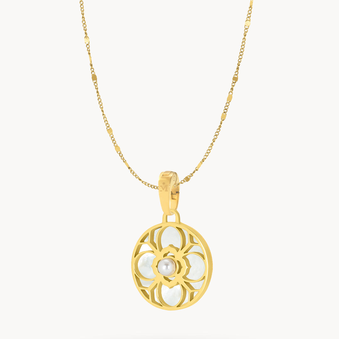 Dainty Bizzilla Pearl Protection Necklace Set