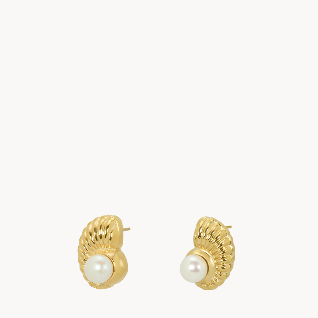 Timeless Pearl Bebbuxu Stud Earrings