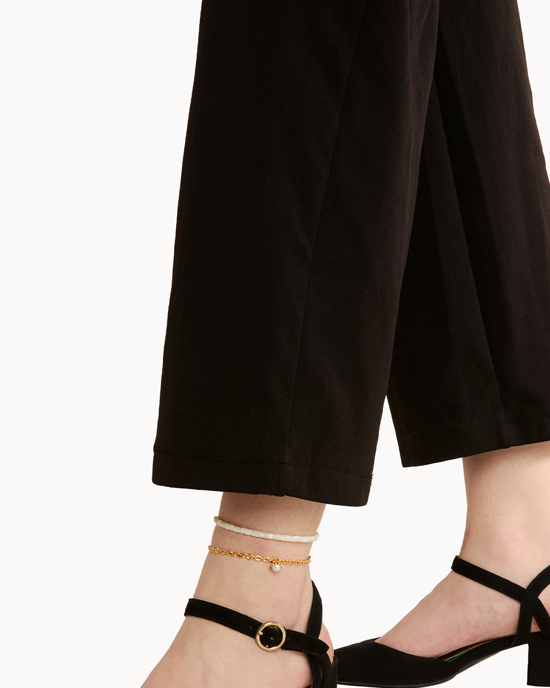Timeless Pearl Bud Anklet
