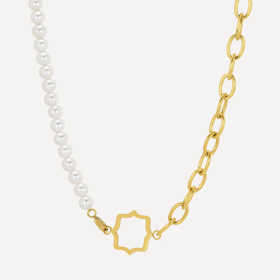 Bold Timeless Pearl Charm Chain