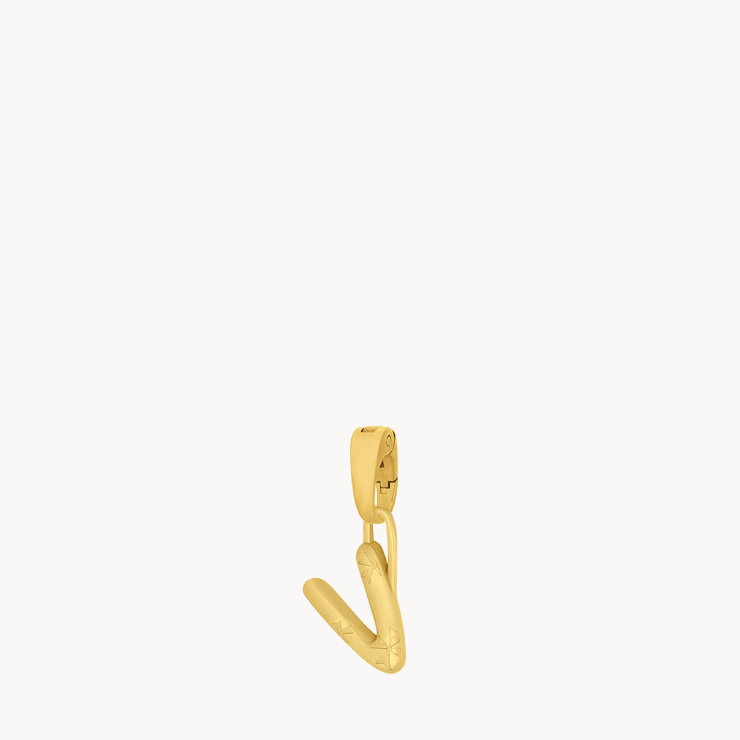 V Kavallieri Initial Pendant