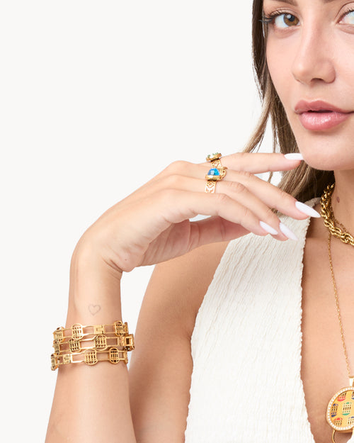 Gallarija Hollow Dainty Bangle
