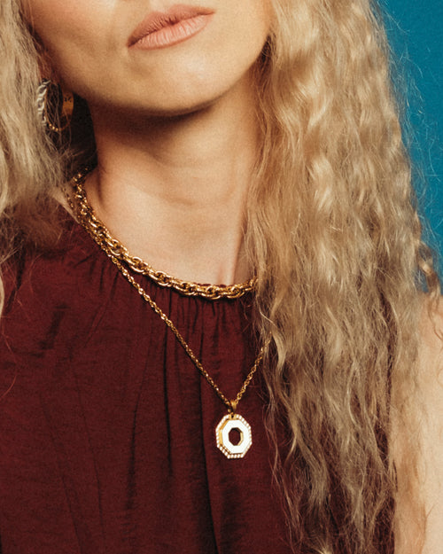Octagon Ħabbata White and Blue Reversible Halo Necklace Set