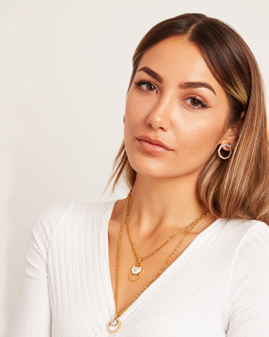 Octagon White Ħabbata Pendant, Gold
