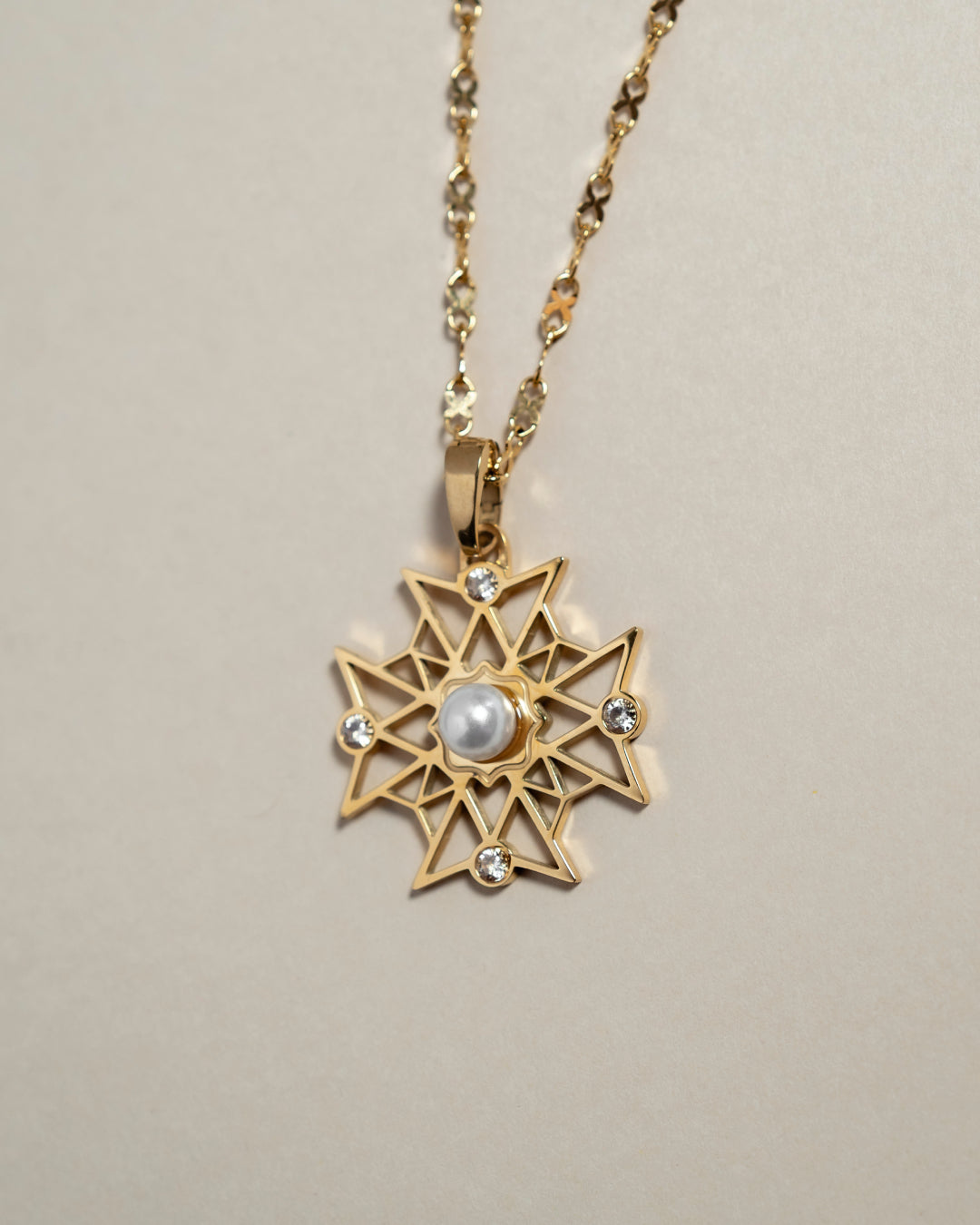 KAVALLIERI PEARL PENDANT