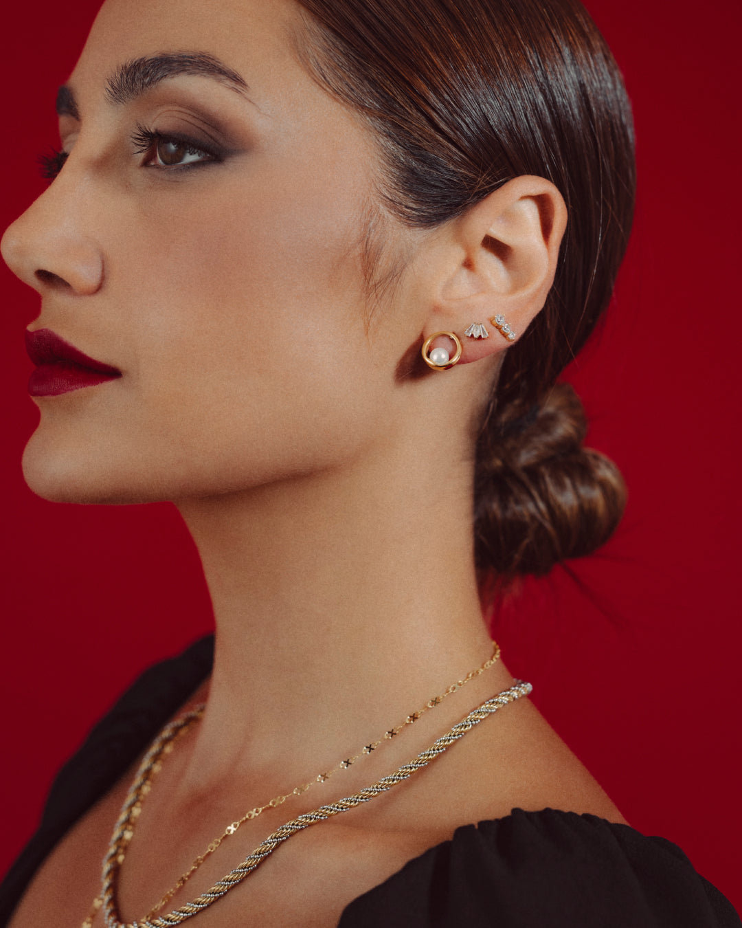 Infinite Pearl Stud Earrings