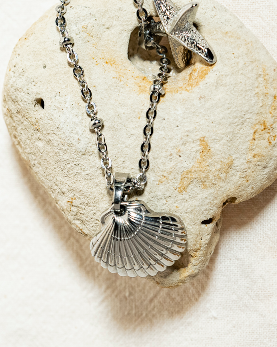 Lucky Vibes Pendant, Silver