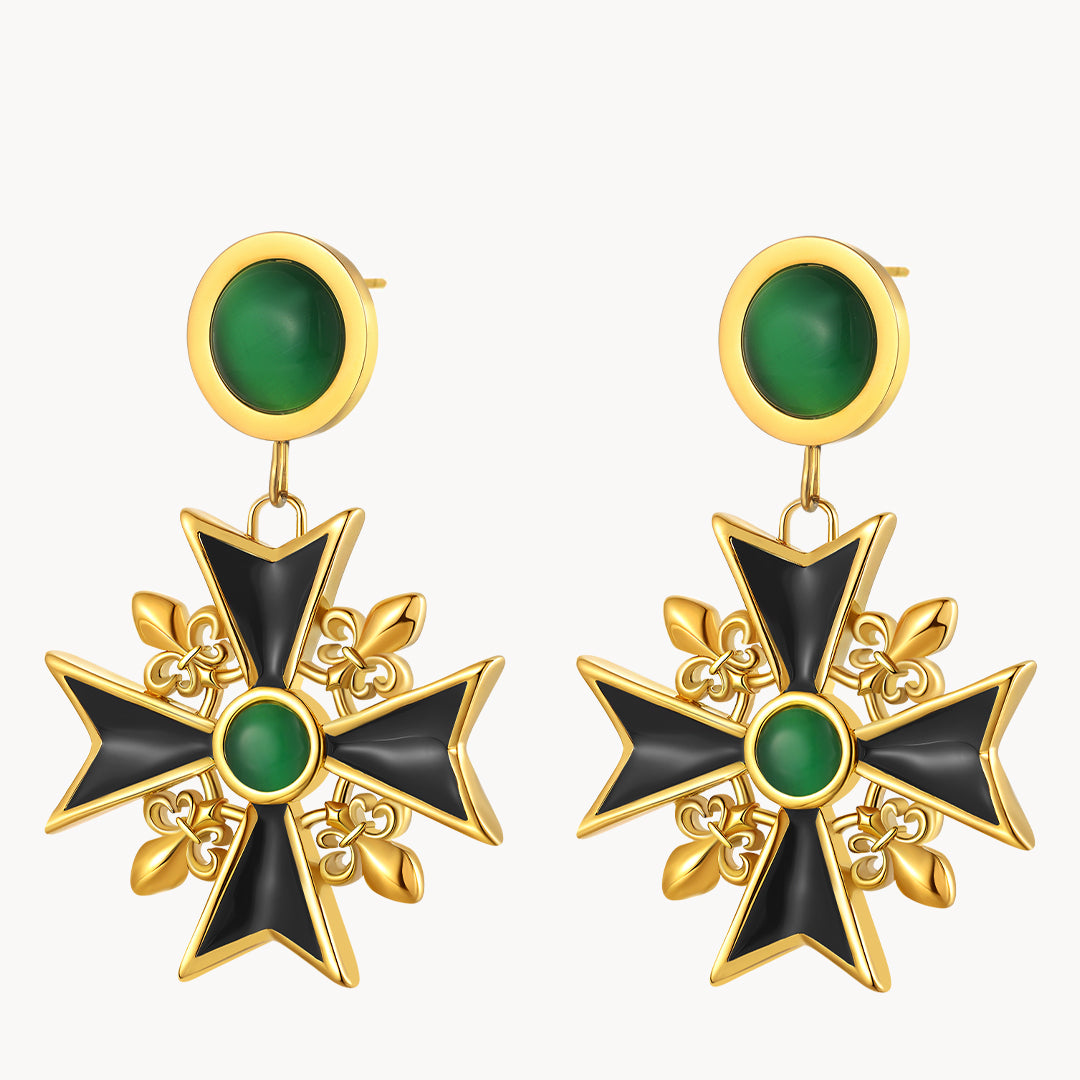 Confidence Emerald Cat Eye Statement Kavallieri Dangling Earrings