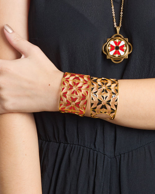 Red Statement Kavallieri Bangle