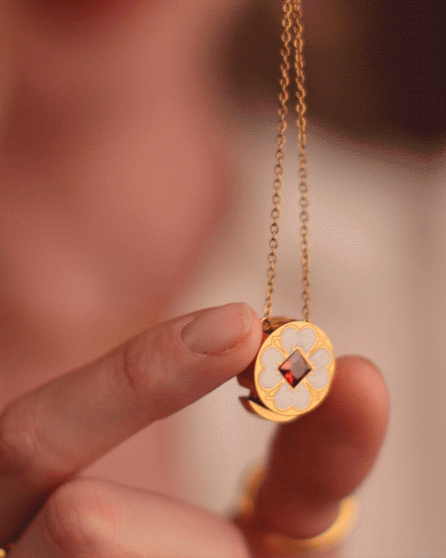 Lucky Love White Flower Engraveable Locket Necklace