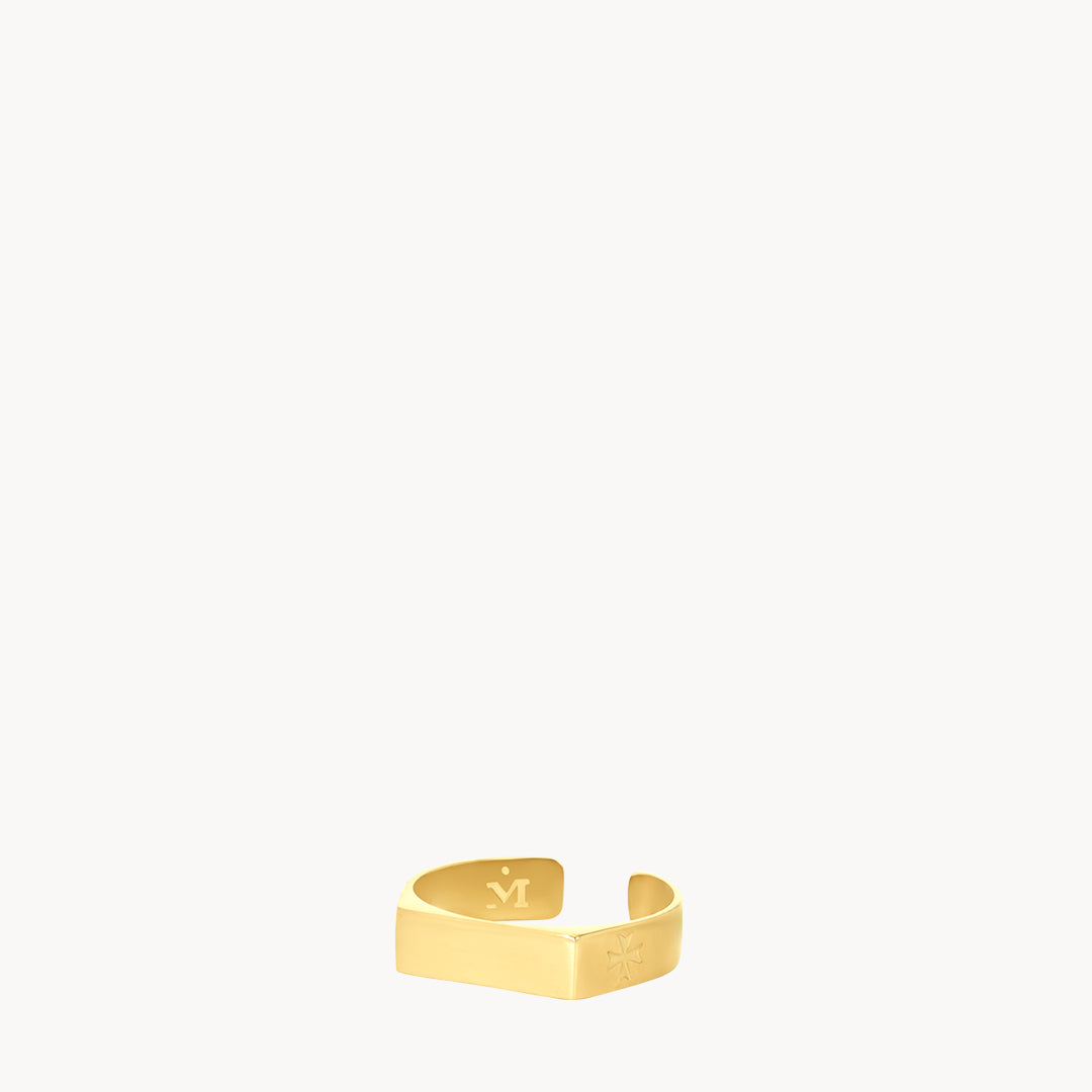 Kavallier Engravable Ring