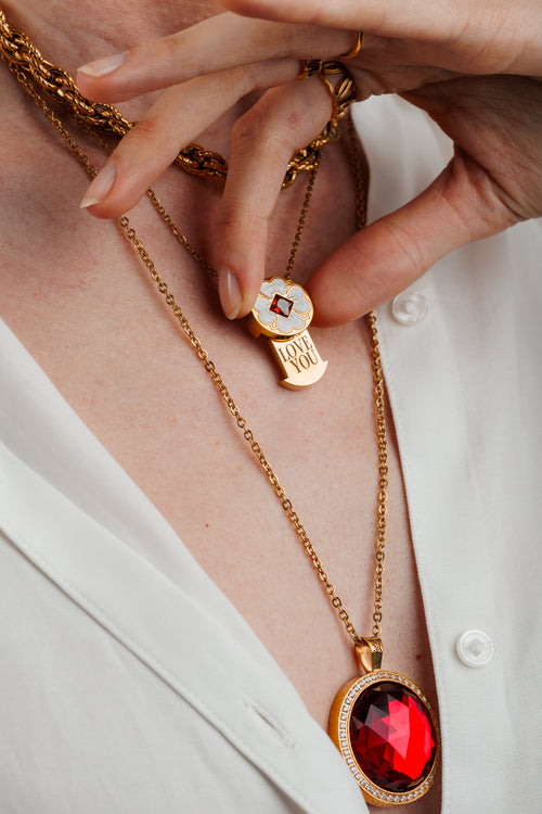 Lucky Love White Flower Engraveable Locket Necklace