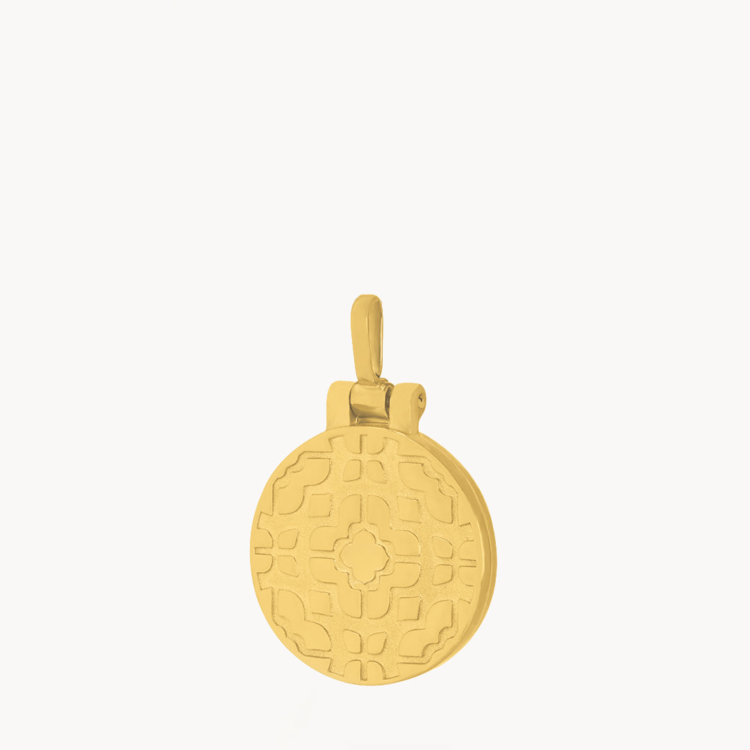 Bizzilla Photo Locket Pendant
