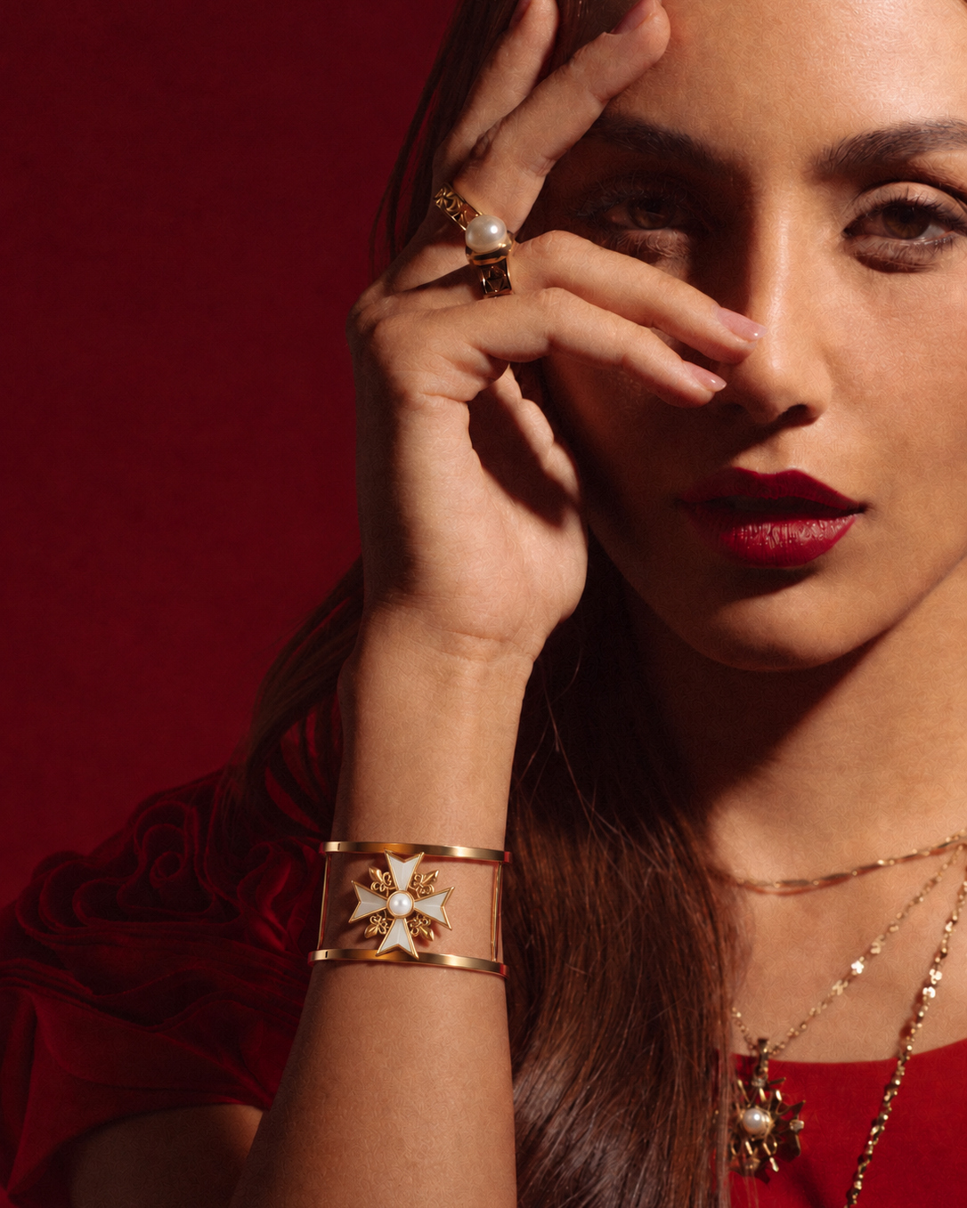 Timeless Pearl Kavallieri Bangle