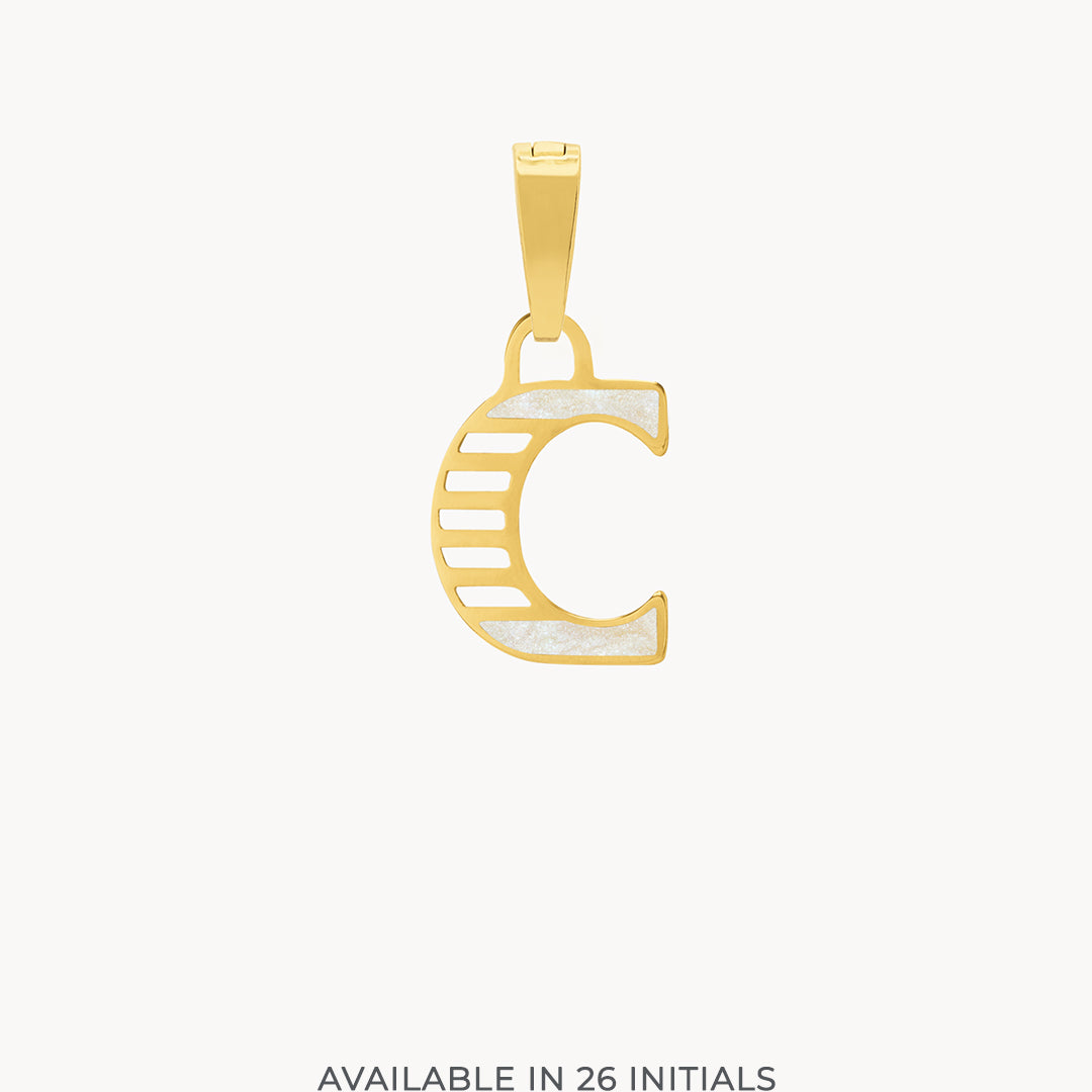 C Dainty Siġill Initial Pendant