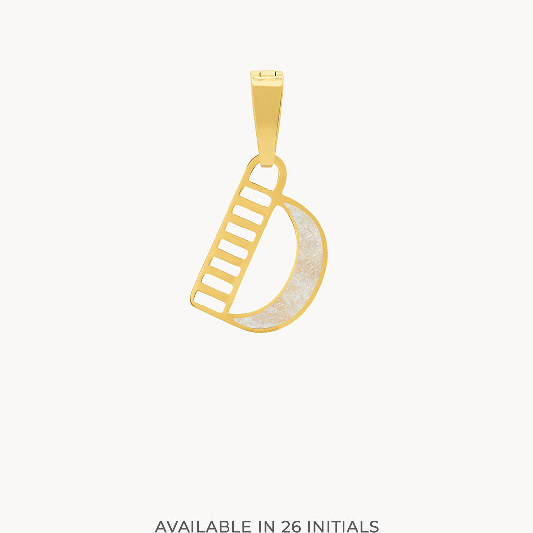 D Dainty Siġill Initial Pendant