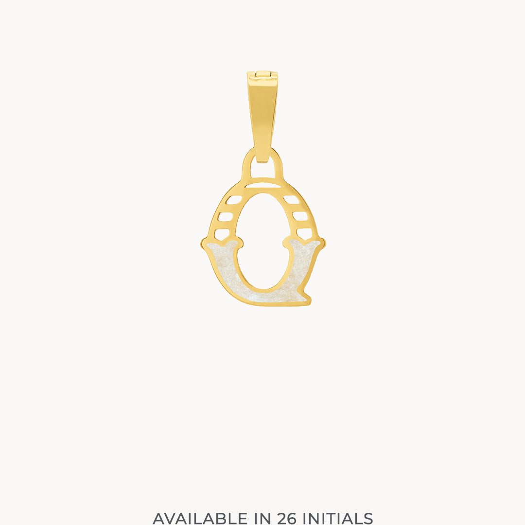 Q Dainty Siġill Initial Pendant