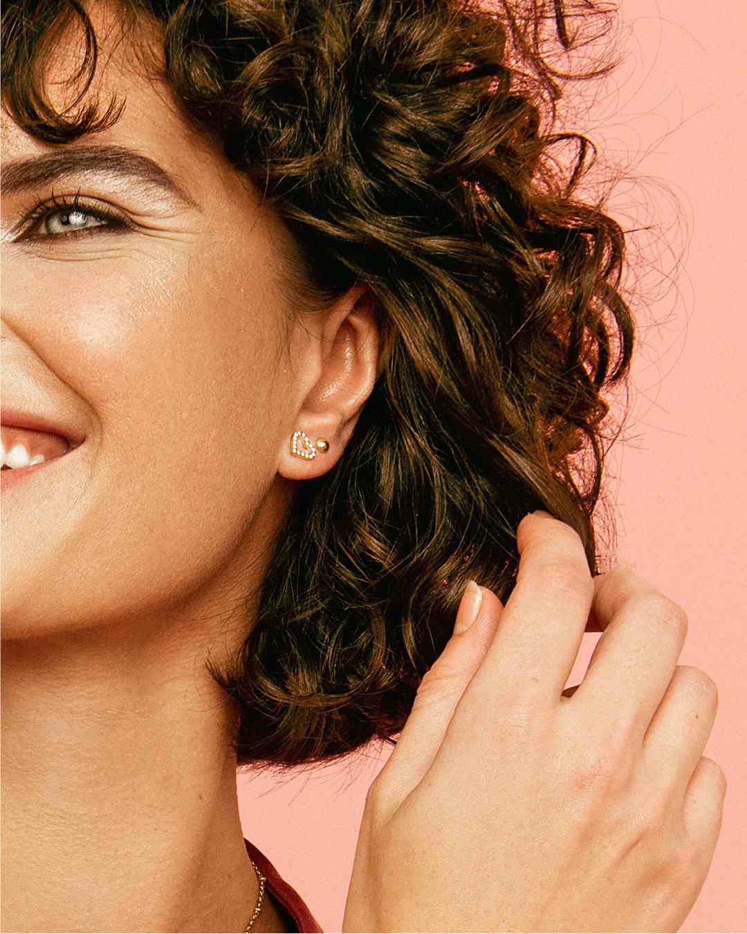 i Love. Dainty Zirconia Heart Stud Earrings, Gold