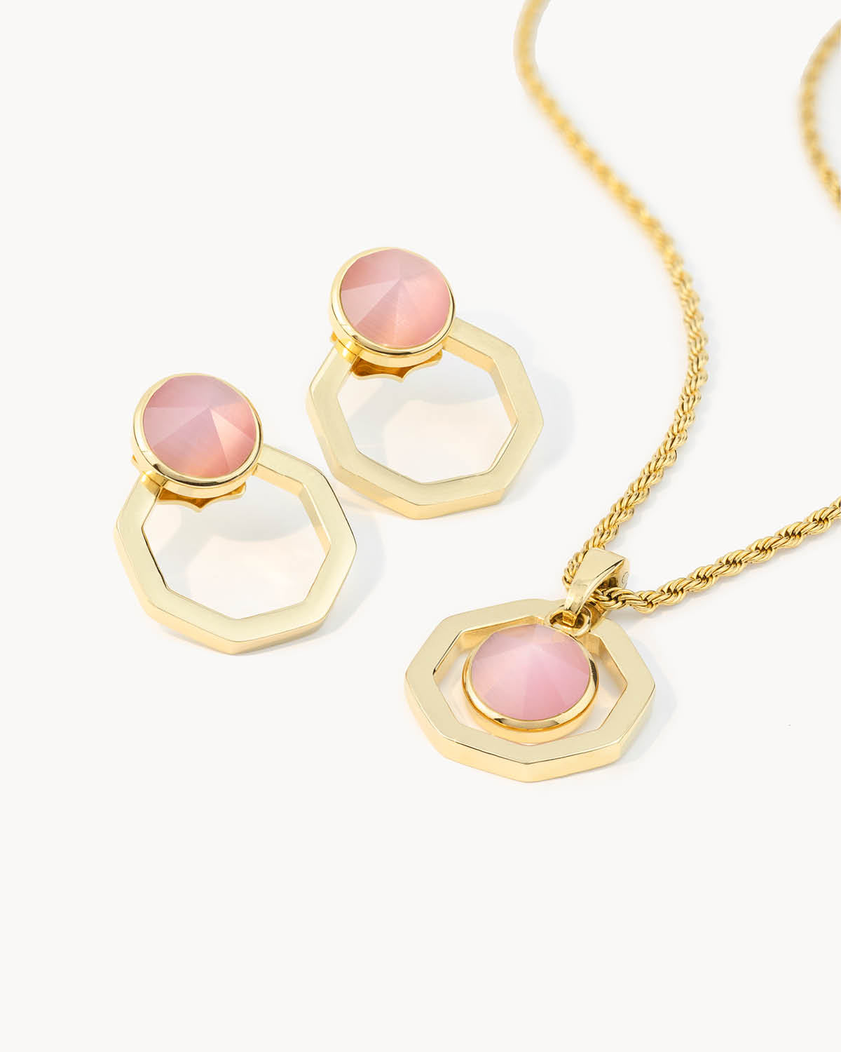 Conjunto completo Octagon Ħabbata, dorado