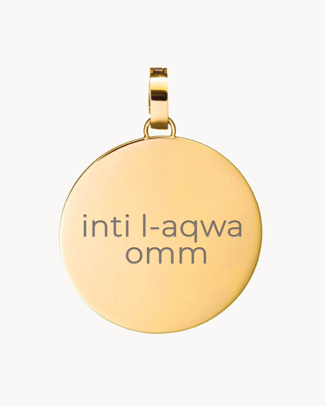 Mum Medium Disc Engraved Pendant, Gold