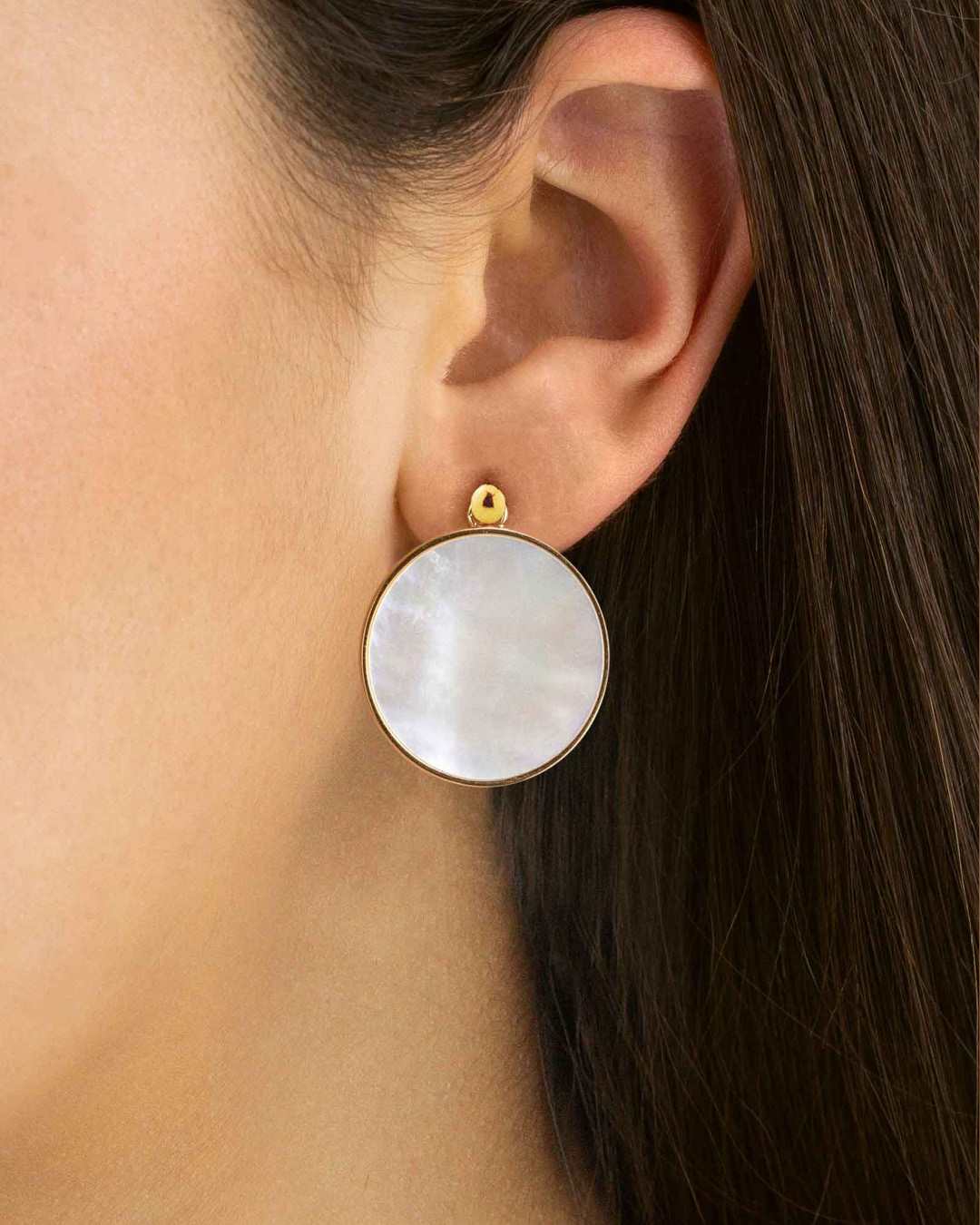Protection Stone Mother Pearl Signature Statement Pendant, Gold