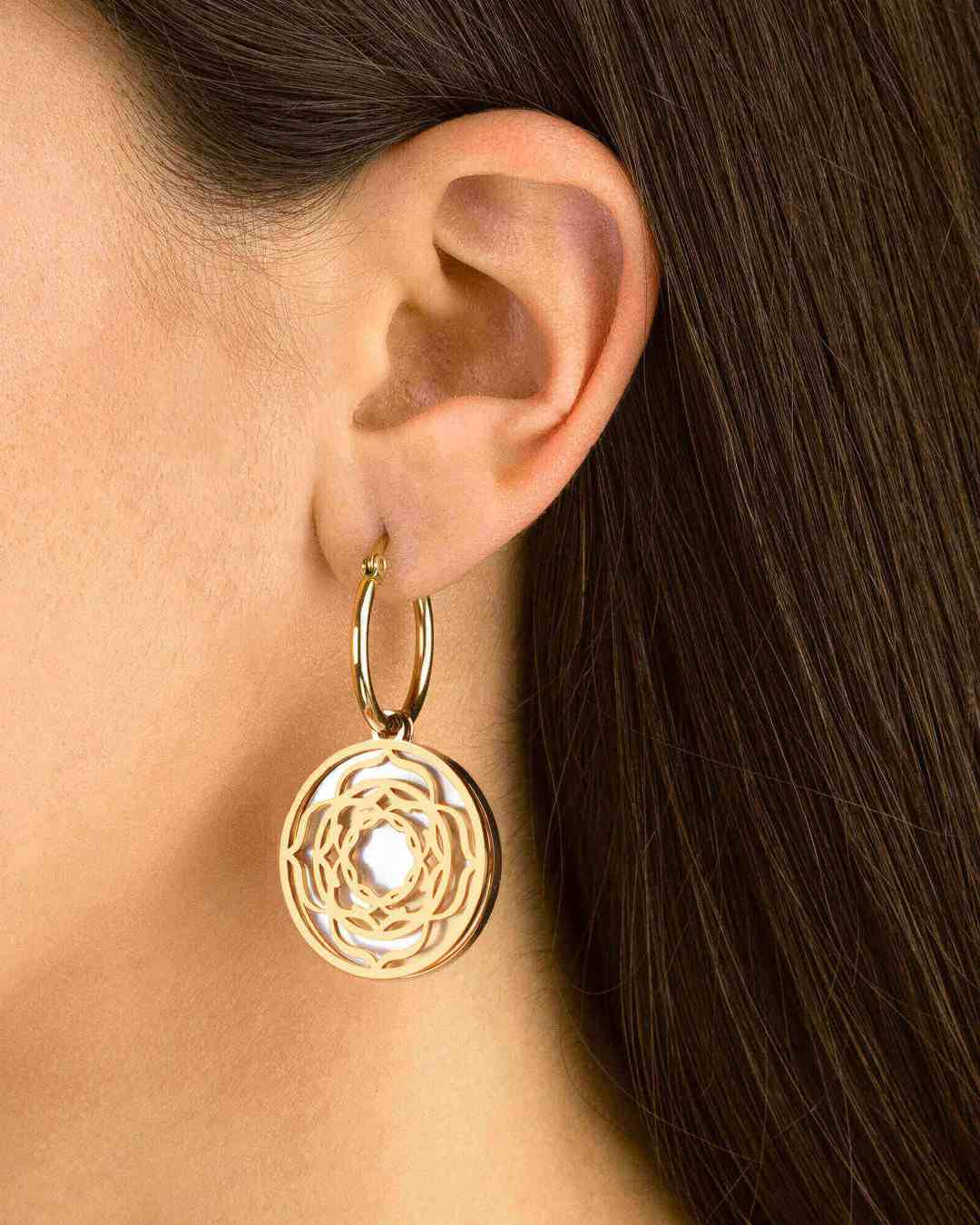 Protection Stone Mother Pearl Signature Statement Pendant, Gold