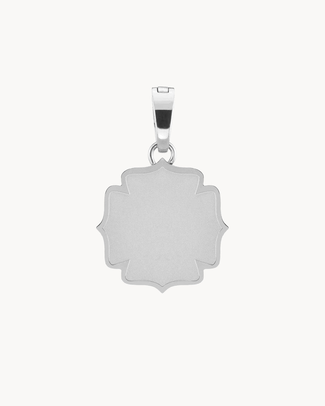 Fjura Engravable Pendant, Silver