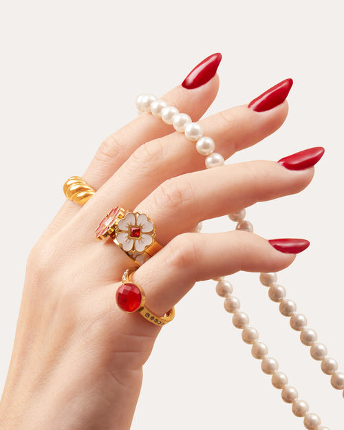 Lucky Love White Flower Mini Twist, Gold