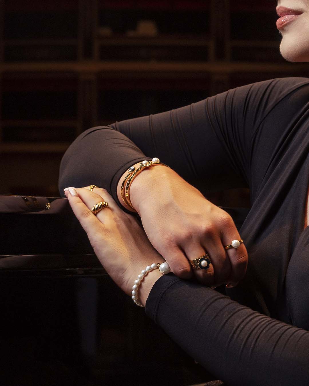 Timeless Pearl Mini Twist Ring Set, Gold